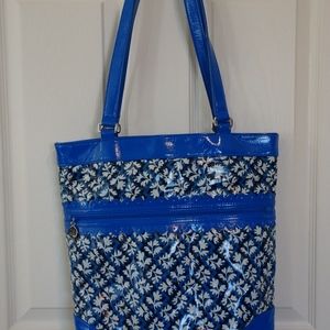 Vera Bradley Tote- Blue lagoon